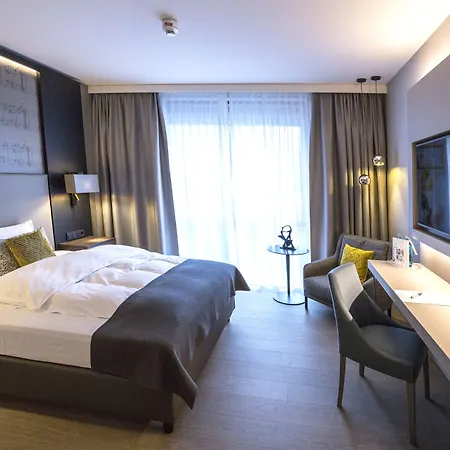 Kranz Parkhotel سيغبورغ