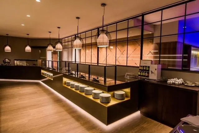 크란츠 파크호텔 4*