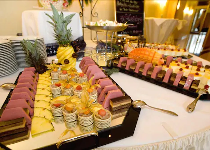 Kranz Parkhotel فندق سيغبورغ